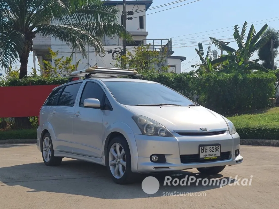 2004-toyota-wish-20-q-bangkok-69054533