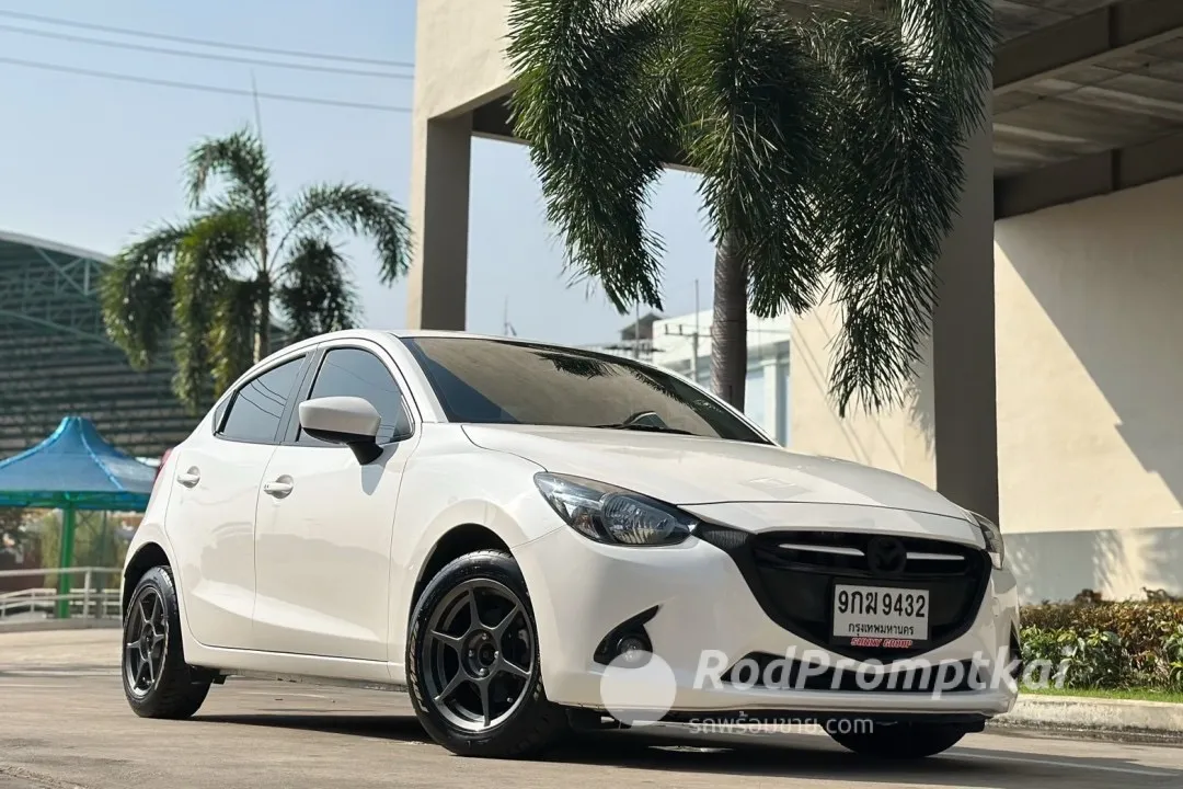 2015-mazda-2-15-xd-high-connect-bangkok-4xxx-thb-70946377