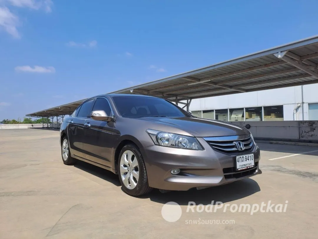 2011-honda-accord-20-e-i-vtec-bangkok-91960110