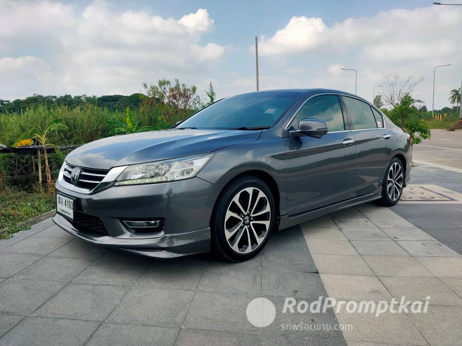 2013-honda-accord-24-tech-bangkok-12184663