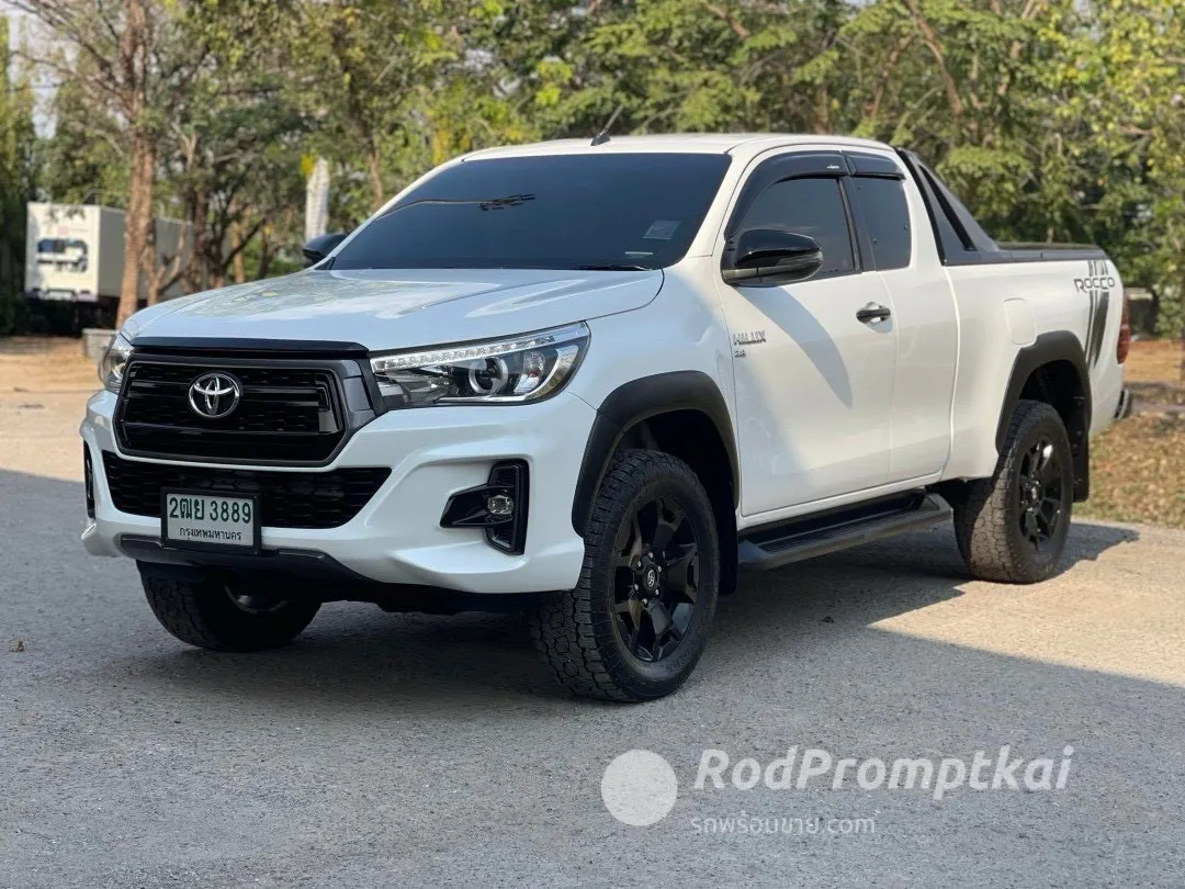 2019-toyota-hilux-revo-28-4wd-smart-cab-bangkok-toyota-hilux-revo-rocco-28-4wd-smart-cab-2019-78421798