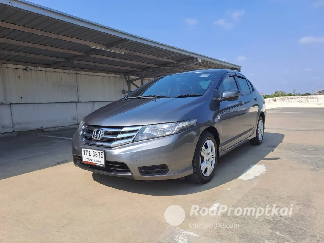2013-honda-city-15-s-i-vtec-bangkok-90999889