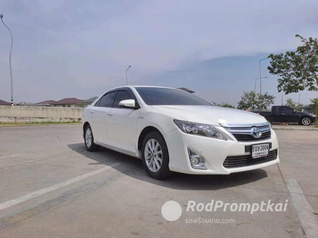 2013-toyota-camry-25-hybrid-dvd-bangkok-91961758