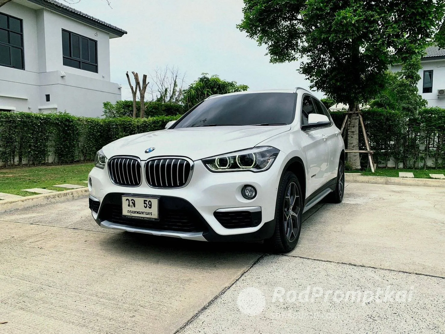 2019-bmw-x1-20-sdrive20d-xline-bangkok-93846863