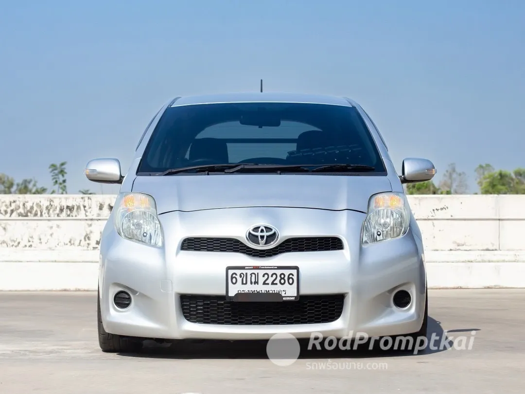 2013-toyota-yaris-15-e-bangkok-my-best-buddy-1xx-96801621