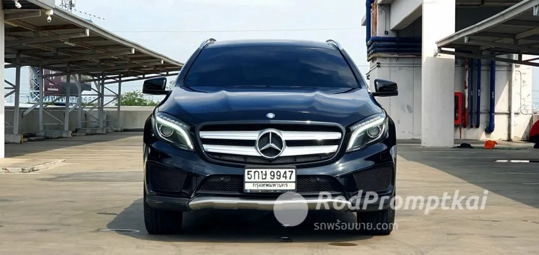 2015-mercedez-benz-gla-class-250-20-amg-dynamic-bangkok-11900-thb-36539156