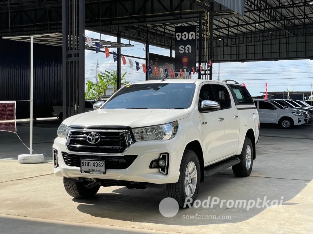 2019-toyota-hilux-revo-24-e-prerunner-double-cab-bangkok-60761202