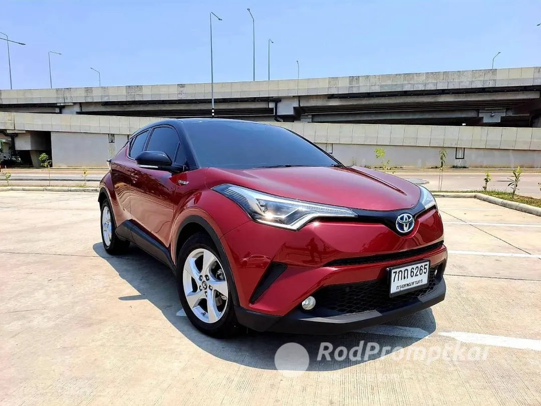 2018-toyota-chr-18-hv-mid-bangkok-79768645