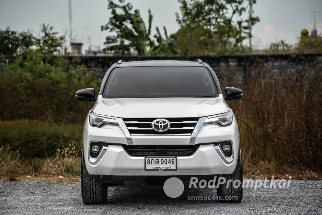 2019-toyota-fortuner-24-g-bangkok-7-4-profender-4-18-te37-80000652
