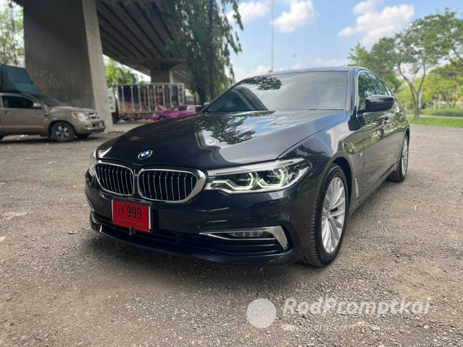 2017-bmw-series-5-530e-20-luxury-bangkok-86289363