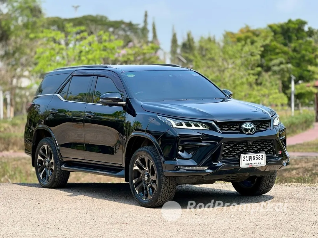 2021-toyota-fortuner-28-gr-sport-4wd-bangkok-toyota-fortuner-28-gr-sport-4wd-20212022-62078623