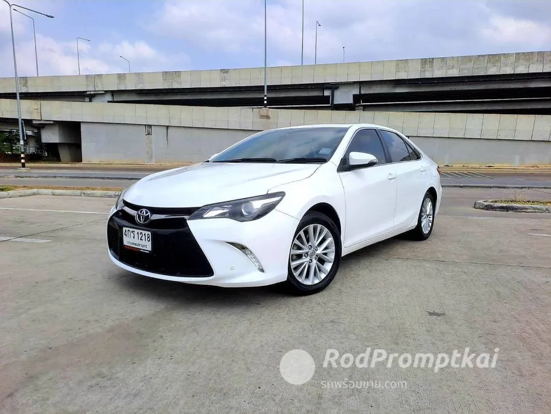 2015-toyota-camry-25-esport-bangkok-45928652