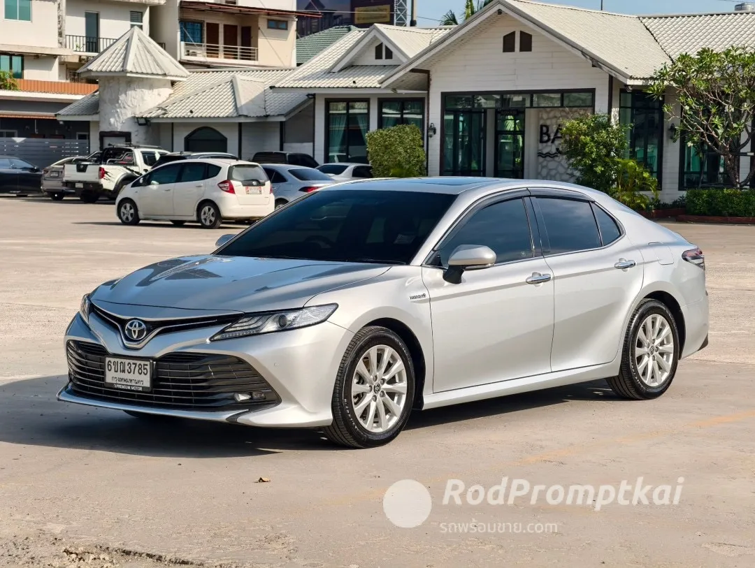 2020-toyota-camry-25-hv-bangkok-48053189