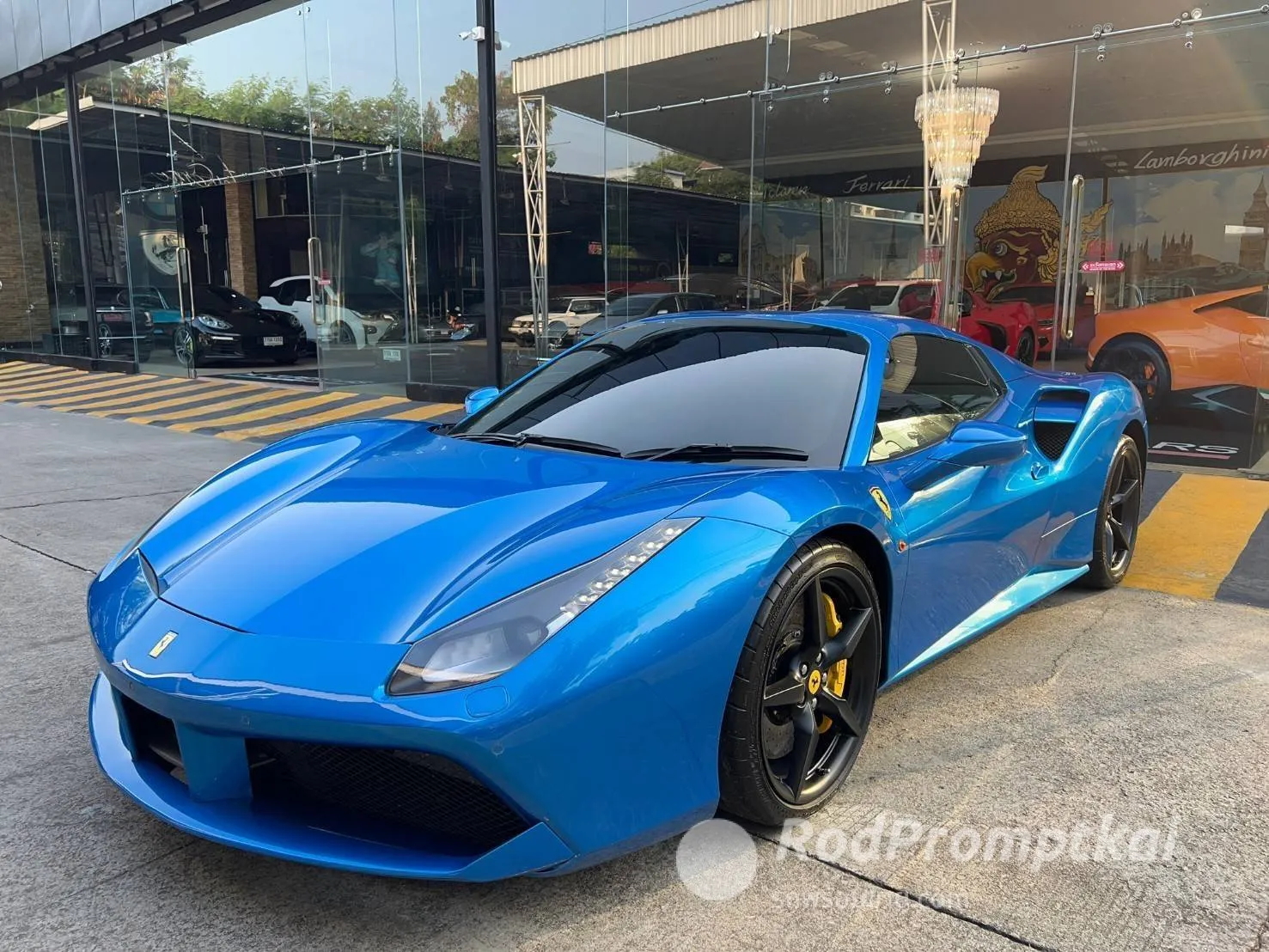 2017-ferrari-488-spider-39-bangkok-52100343