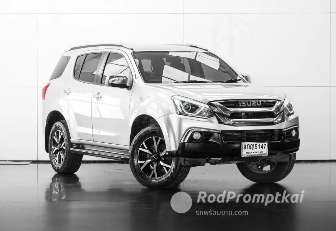 2019-isuzu-mu-x-30-the-onyx-bangkok-97998578