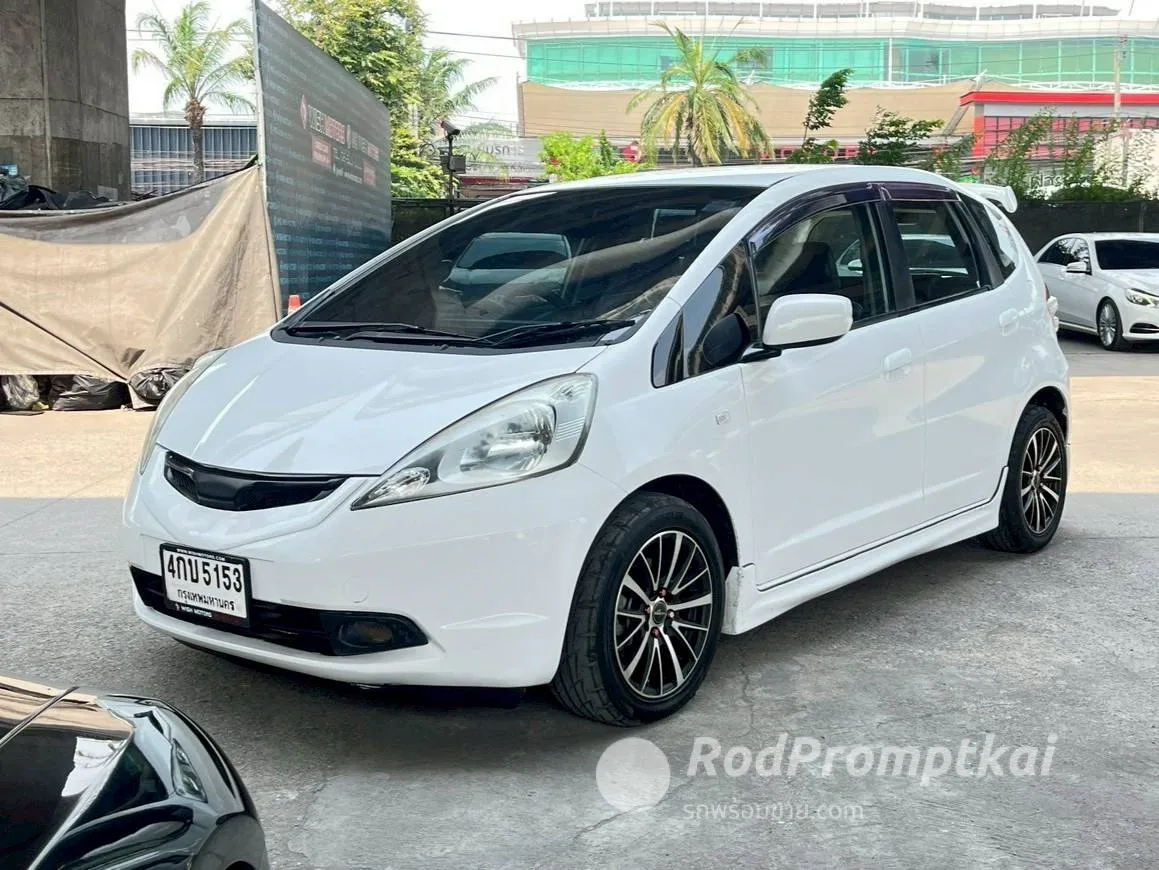 2010-honda-jazz-15-v-i-vtec-bangkok-96687705