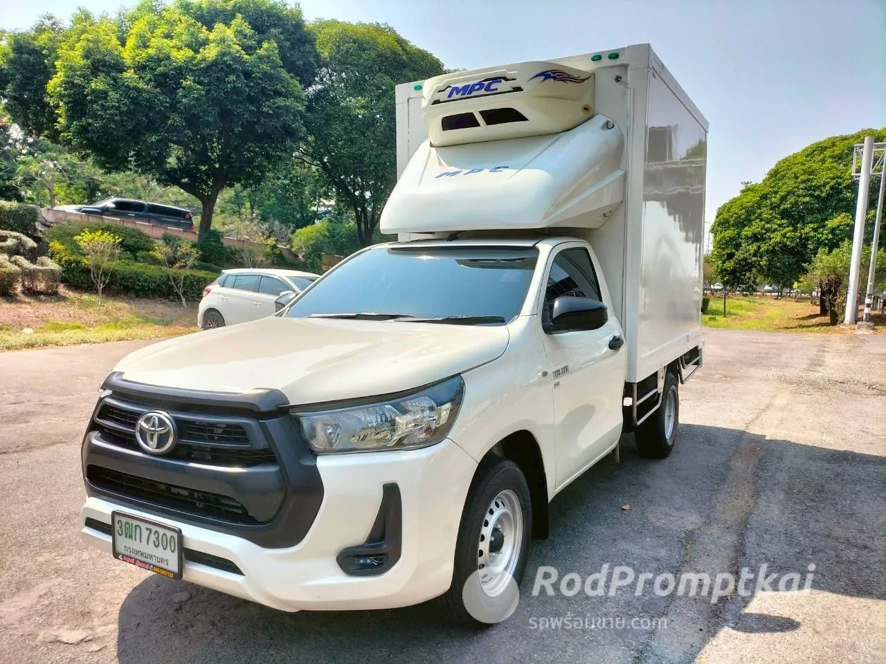 2020-toyota-hilux-revo-28-g-4wd-navi-double-cab-bangkok-87973652