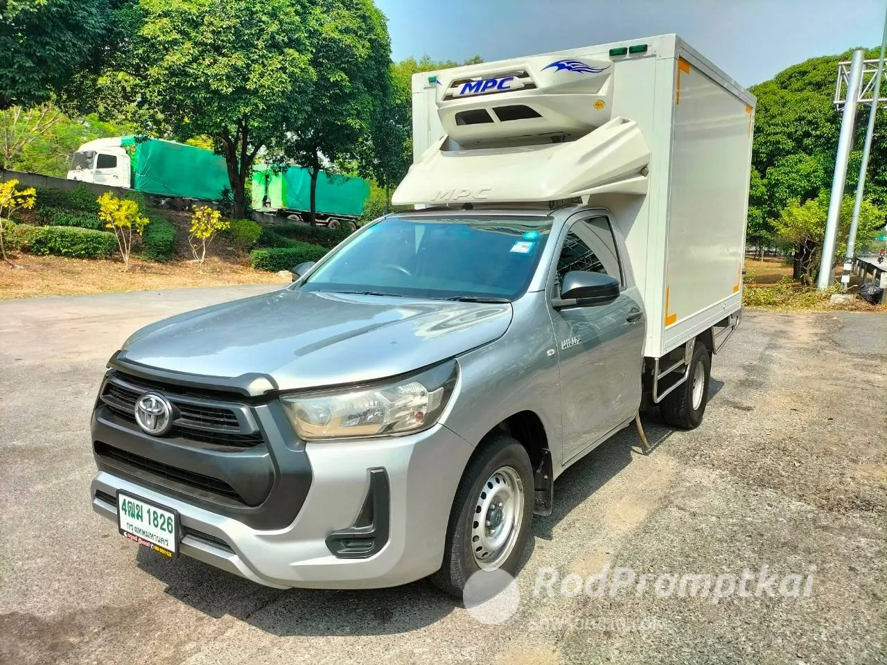 2020-toyota-hilux-revo-24-e-double-cab-bangkok-88317909