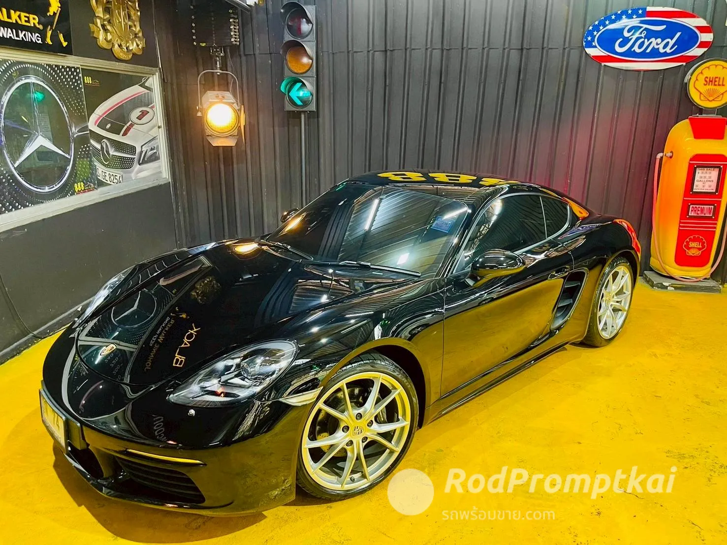 2017-porsche-cayman-20-bangkok-81716267