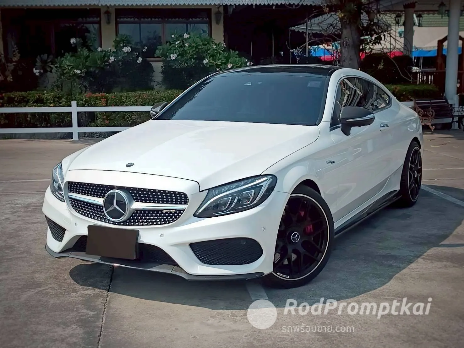 2016-mercedez-benz-c-class-c250-coupe-amg-dynamic-bangkok-62887338