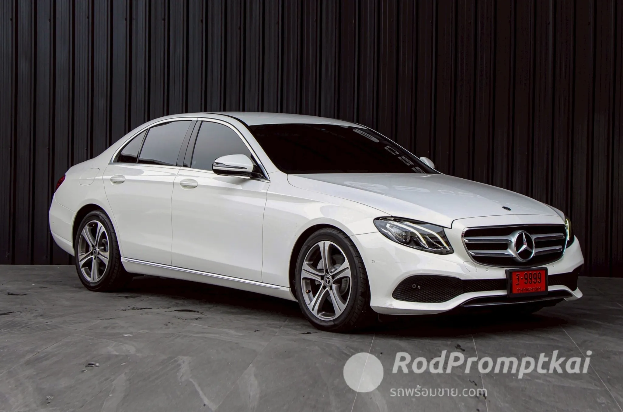 2019-mercedez-benz-e-class-e220d-20-sport-bangkok-benz-e220d-sport-2019-4-20l-194-inspection-78997582