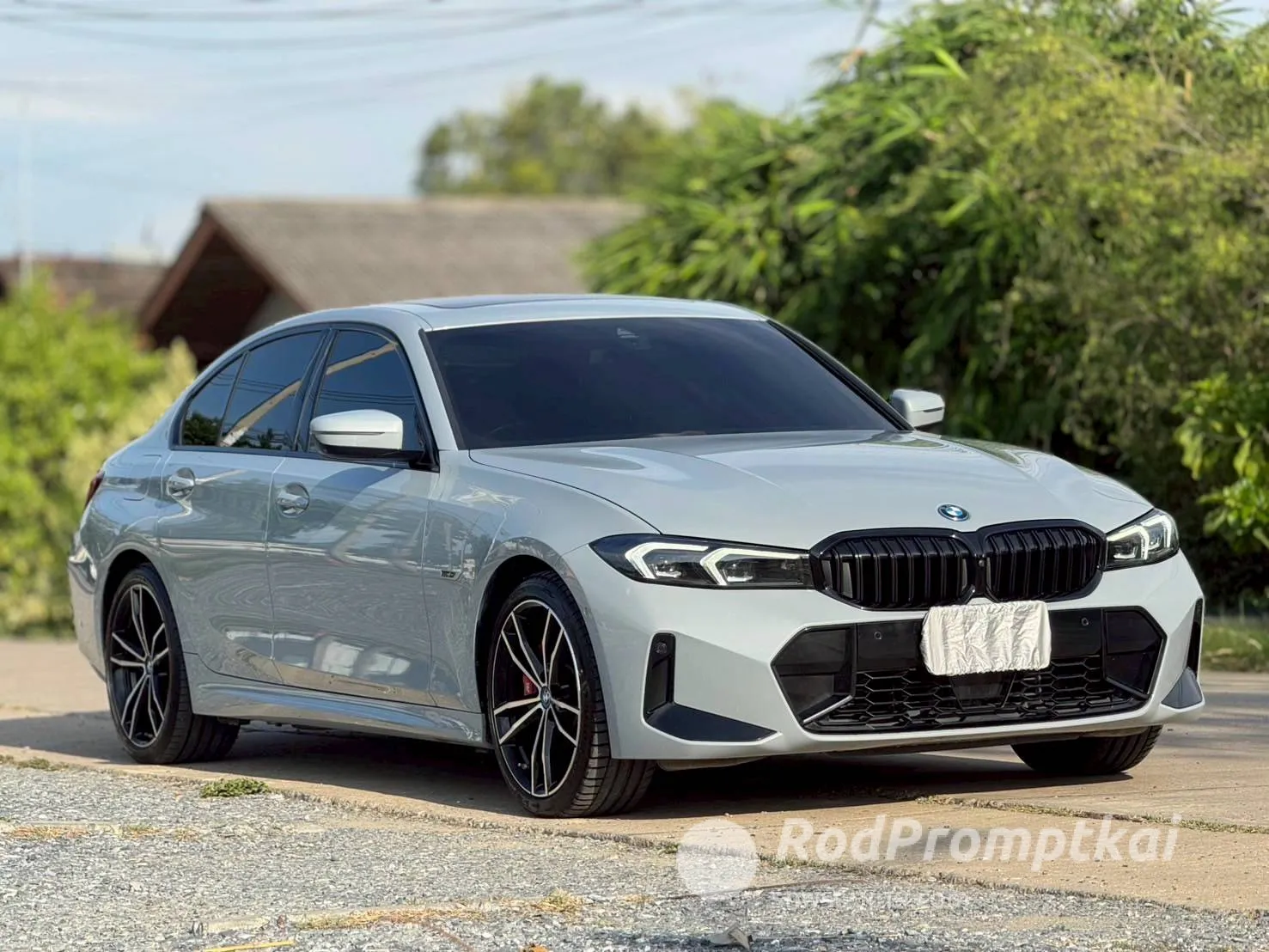 2023-bmw-series-3-330e-m-sport-bangkok-17805326