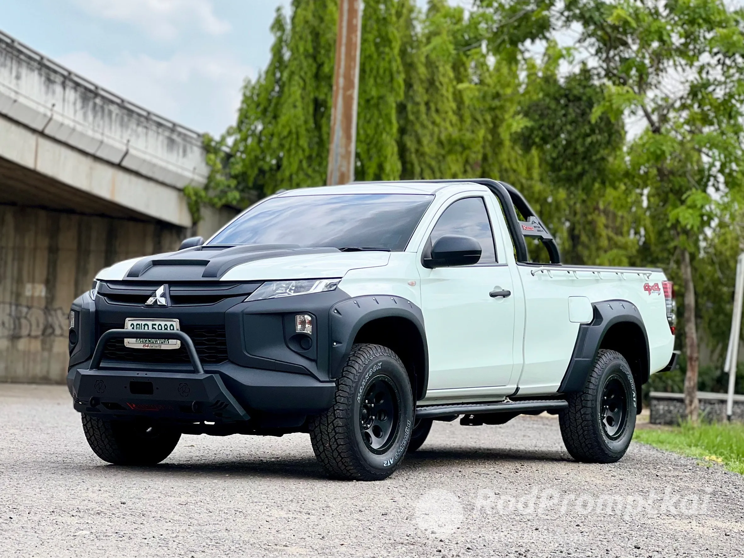 2021-mitsubishi-triton-18-24-gl-singlecab-bangkok-mitsubishi-triton-singlecab-24-gl-4wd-20212022-09997424