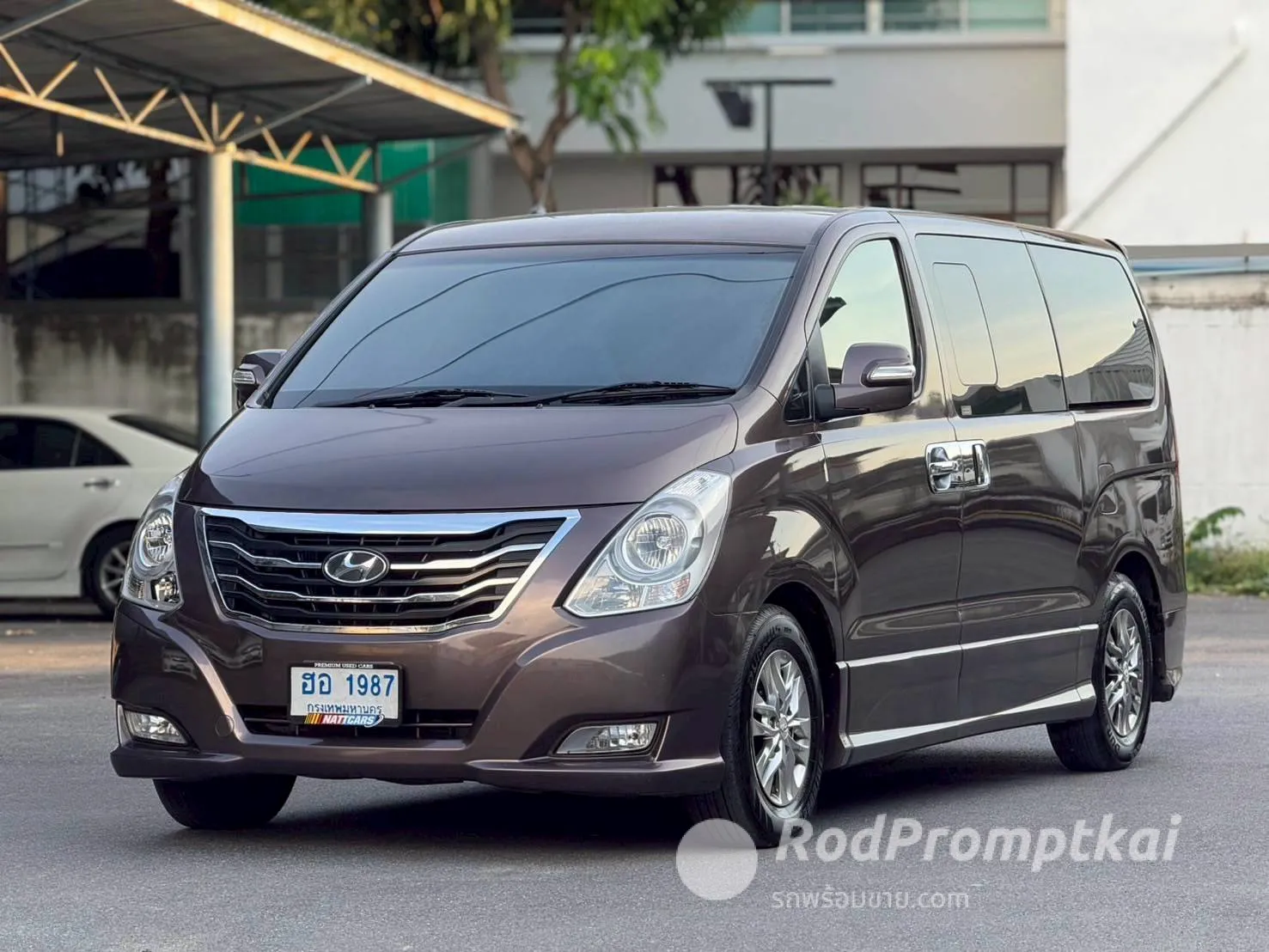 2014-hyundai-h-1-25-elite-bangkok-92801388