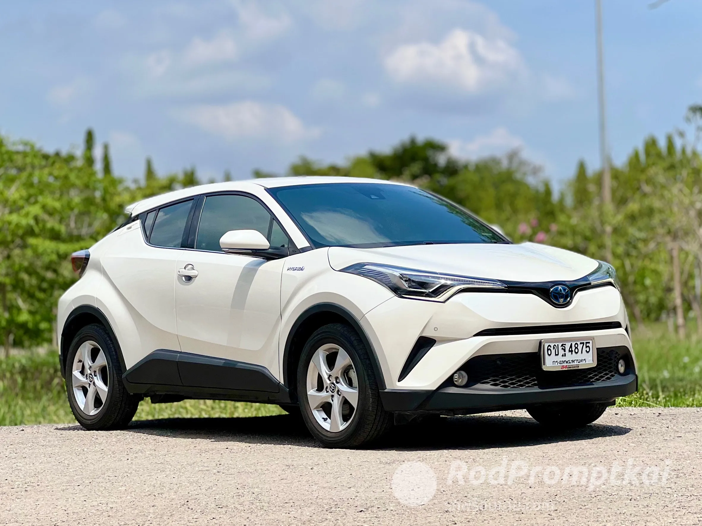 2018-toyota-chr-18-mid-bangkok-toyota-c-hr-hybrid-18-mid-2018-86112632