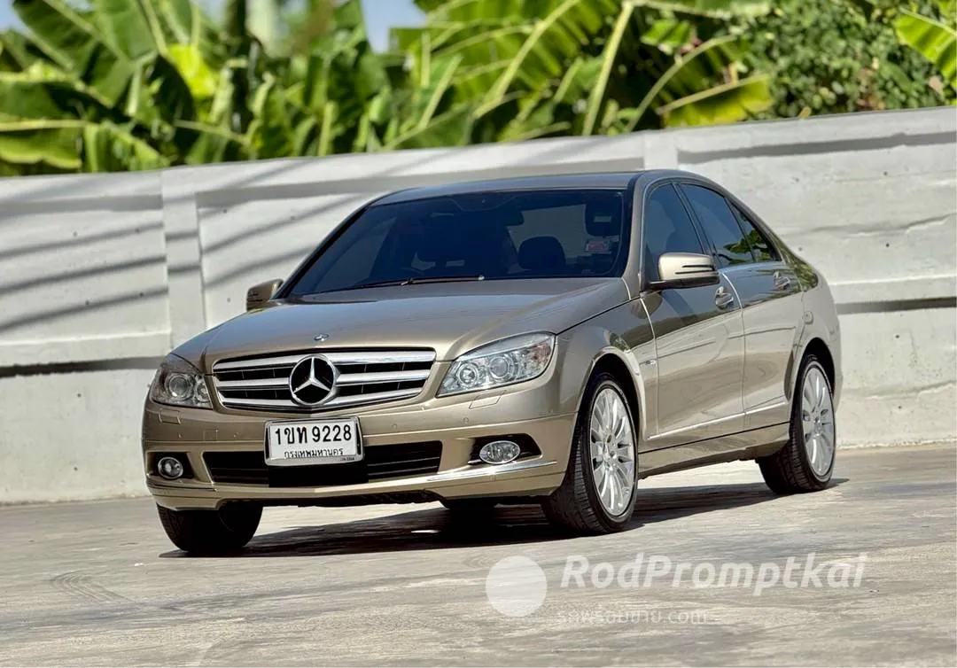2010-mercedez-benz-c-class-c200-cgi-blueefficiency-18-bangkok-16357926