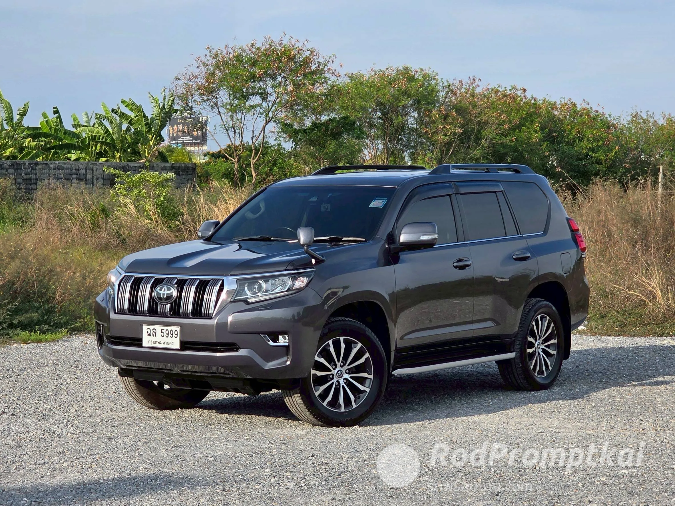 2021-toyota-land-cruiser-prado-28-tz-g-4wd-bangkok-off-road-suv-7-5-98787379