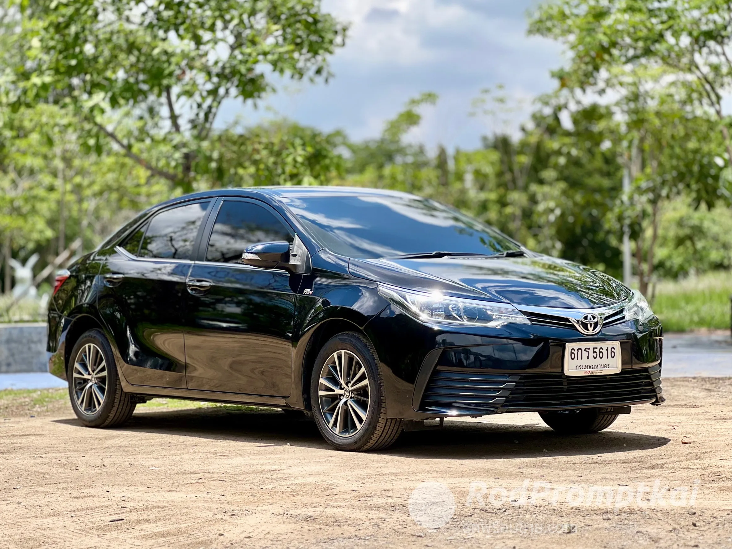 2017-toyota-corolla-altis-altis-18-e-bangkok-toyota-corolla-altis-18-e-2017-87899918