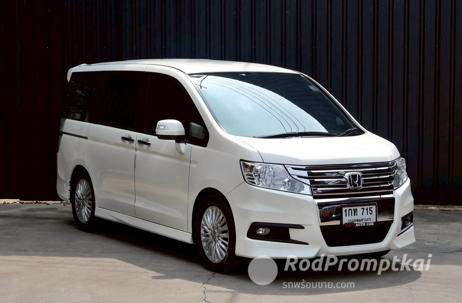 2013-honda-stepwagon-spada-20-jp-bangkok-91023815
