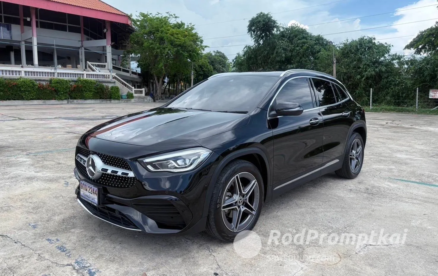 2023-mercedez-benz-gla-class-200-13-amg-dynamic-bangkok-mercedes-benz-gla200-amg-2023-71210288