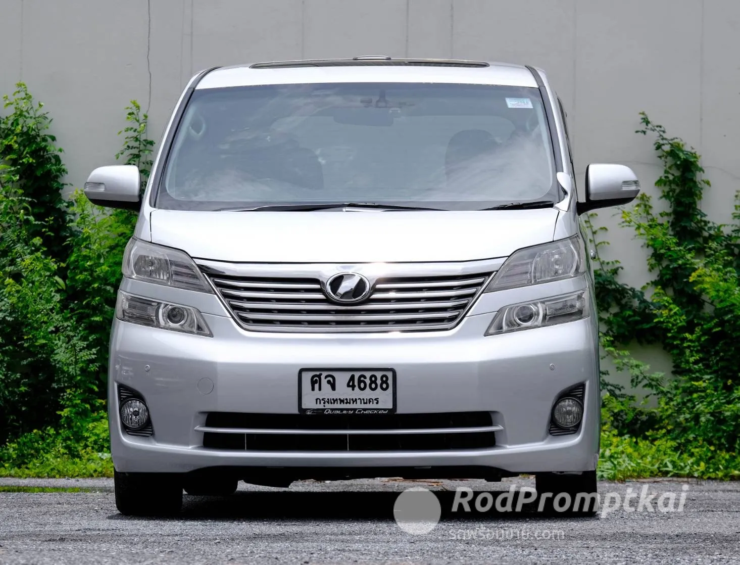 2011-toyota-vellfire-24-v-bangkok-toyota-vellfire-24-2011-52969602