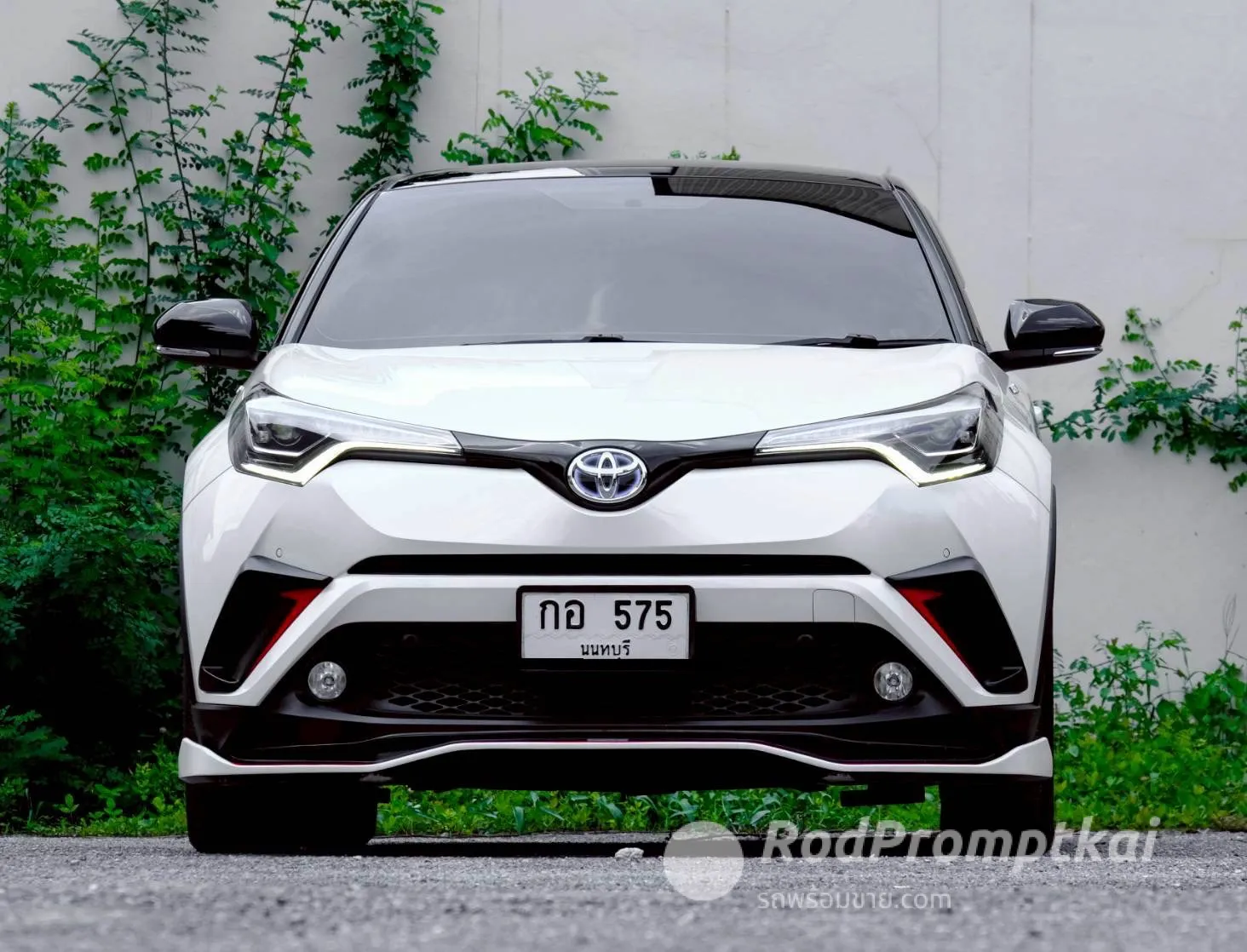 2019-toyota-chr-18-hv-mid-bangkok-toyota-c-hr-18-hv-mid-2019-19325467