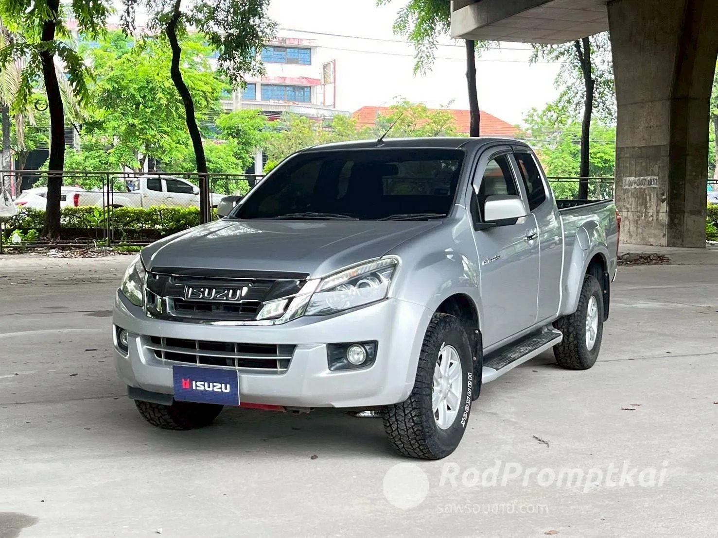 2012-isuzu-d-max-12-19-25-z-bangkok-02376889