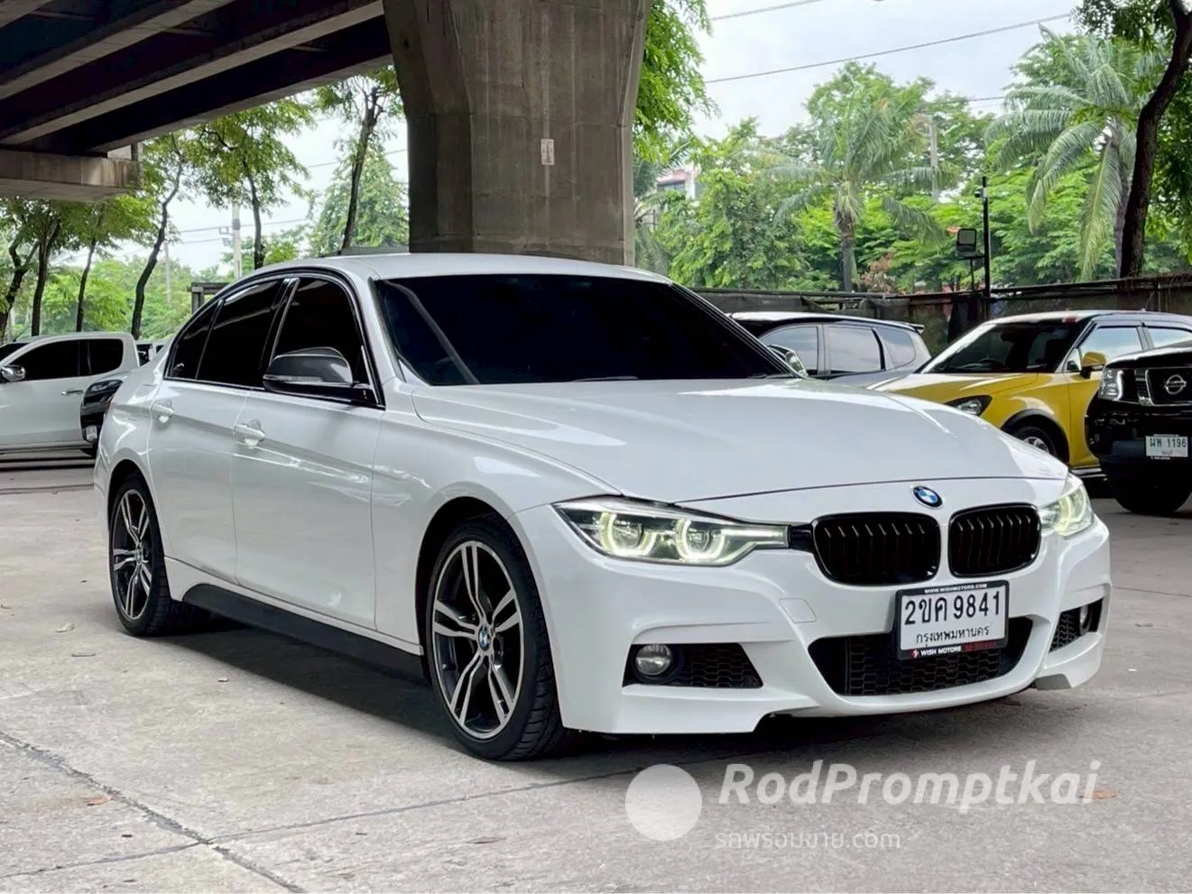 2017-bmw-series-3-320d-m-sport-bangkok-83753900