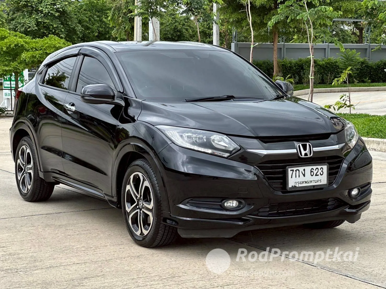2018-honda-hrv-18-e-limited-bangkok-84657144