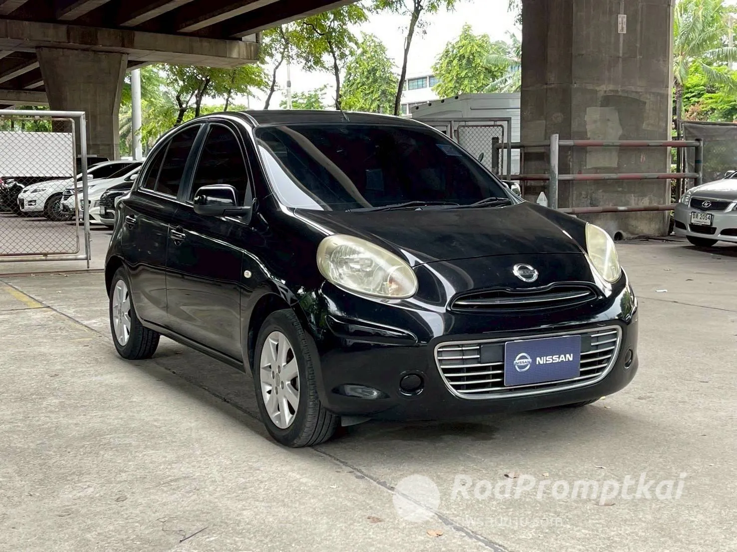 2012-nissan-march-12-vl-bangkok-73929700