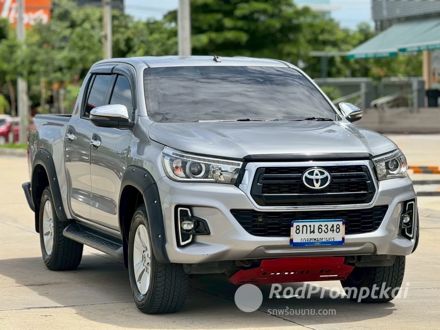 2019-toyota-hilux-revo-24-e-prerunner-double-cab-bangkok-05474416