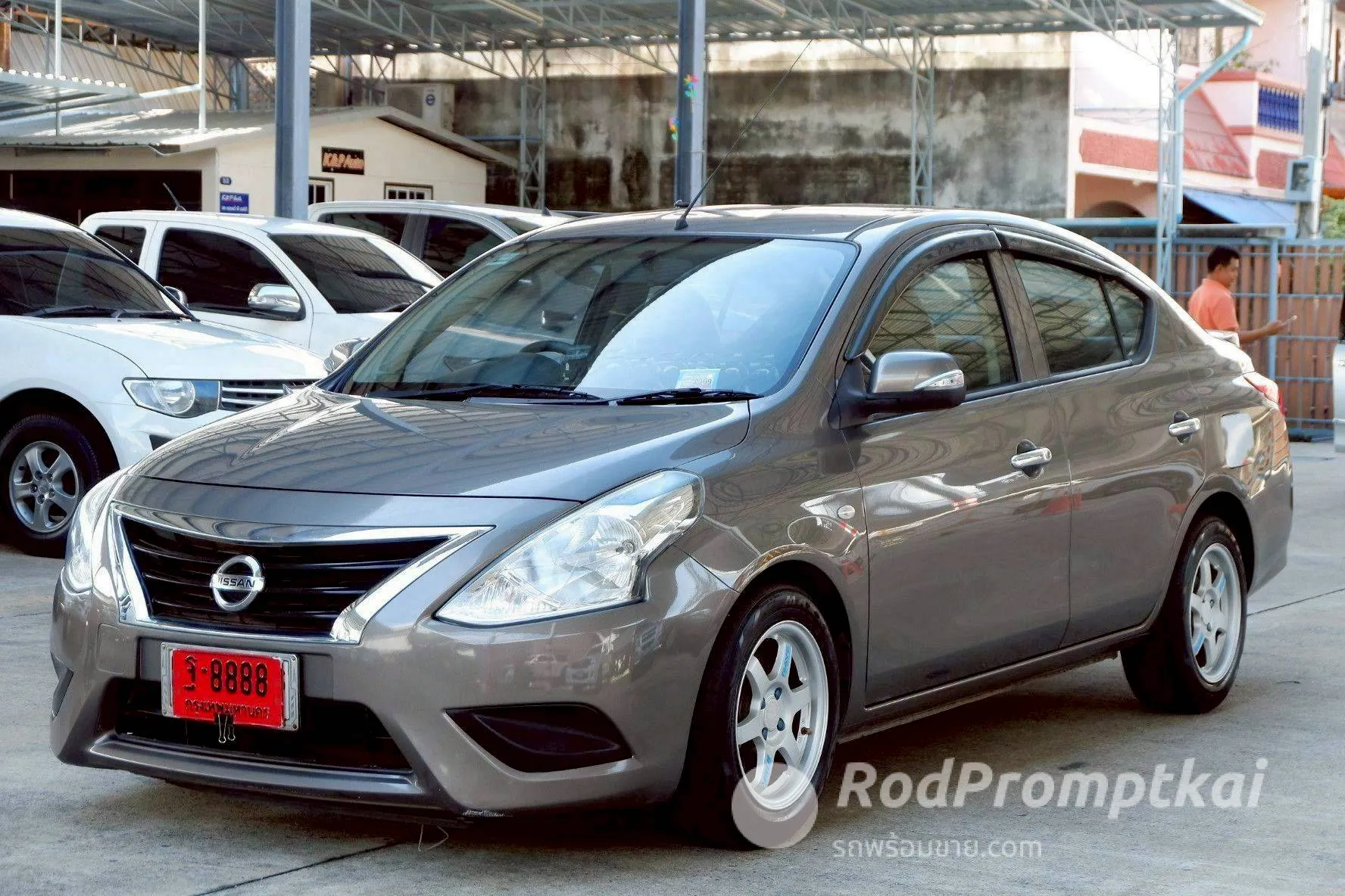 2014-nissan-almera-12-es-bangkok-93986669