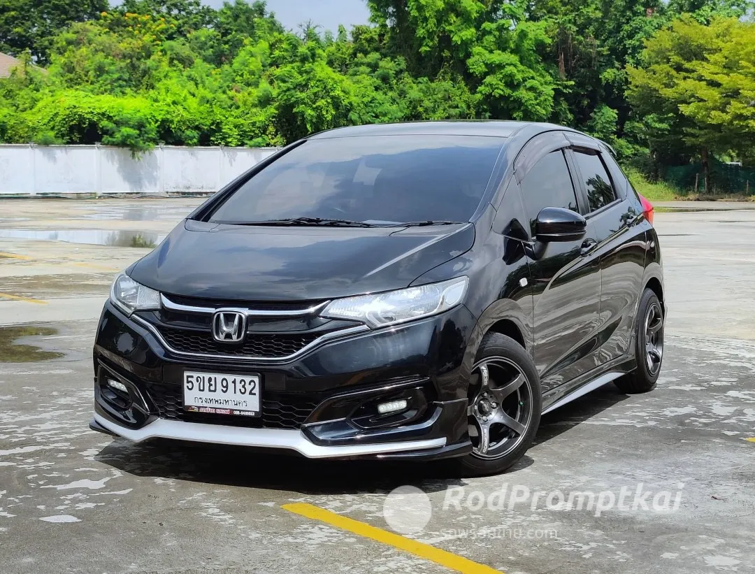 2019-honda-jazz-15-i-vtec-v-bangkok-999-54353770