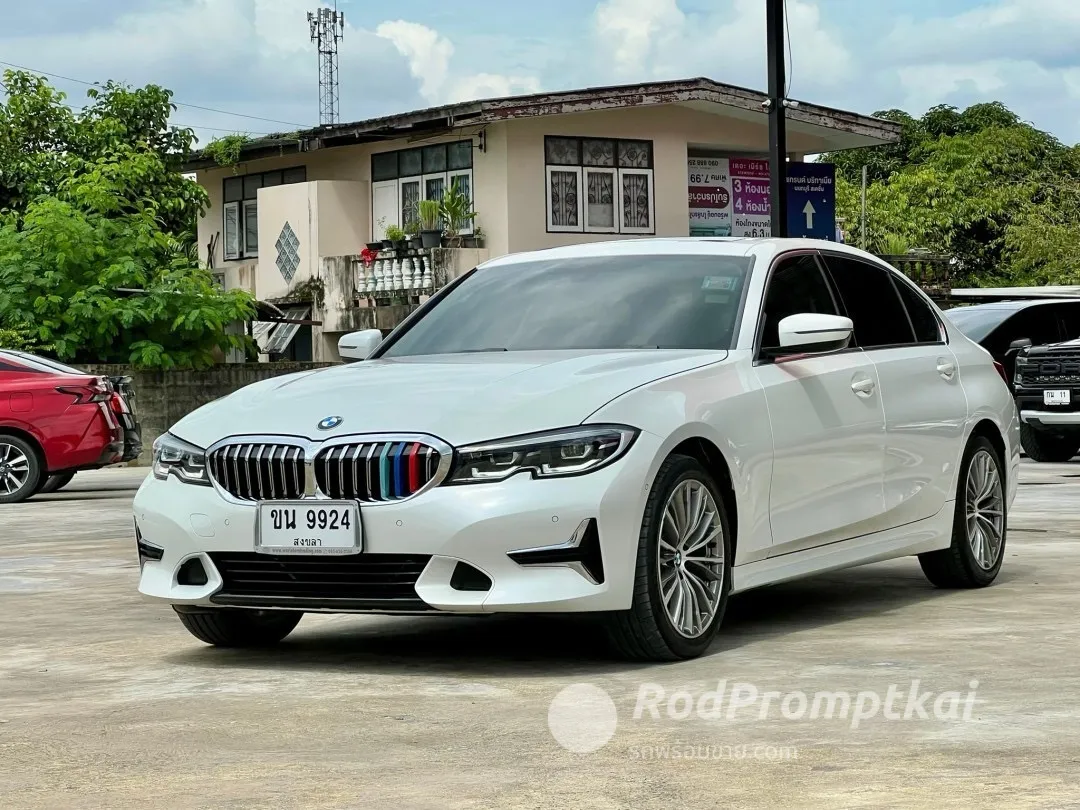 2021-bmw-series-3-330li-m-sport-bangkok-0-02421797
