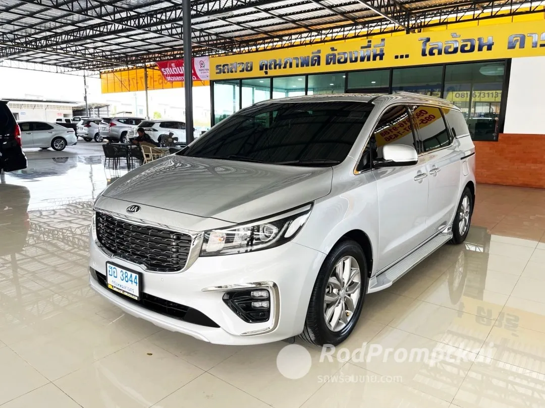 2018-kia-grand-carnival-22-ex-bangkok-0-01683521