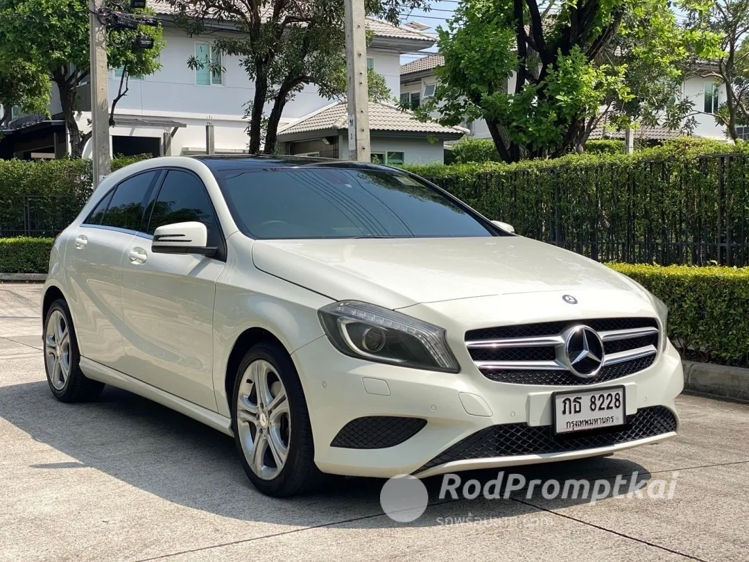 2014-mercedez-benz-a-class-a180-bangkok-benz-a180-37452856