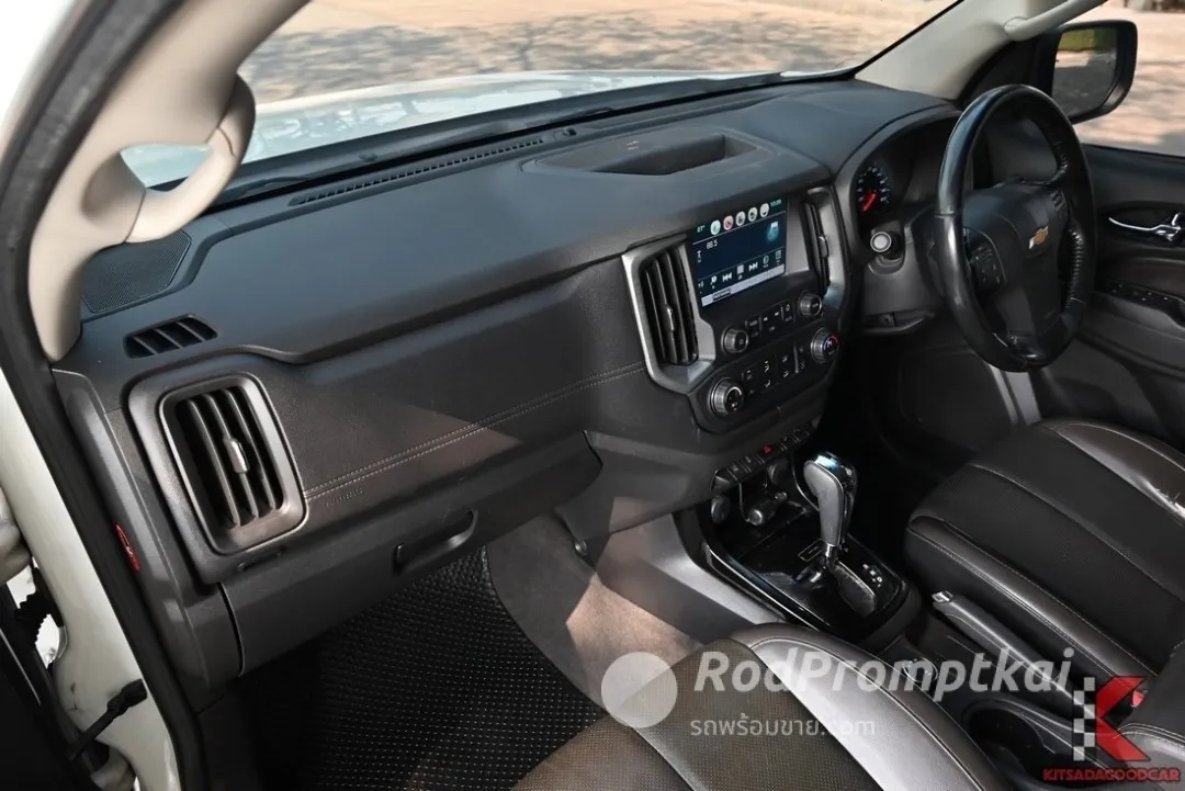 🚗Chevrolet Colorado 2.5 Crew Cab High Country 4WD( 2017 )-internal