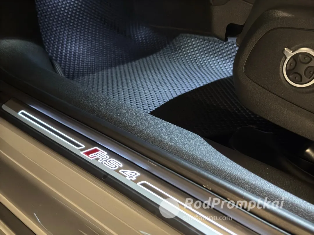 เจ้าของขายเอง  Sale AUDI RS 4 Complitition V6 ปี22  รถออก audi thialand warrants เหลือเต็มๆ ใข้งาน 18000 kilo stage 1 ruining แต่งนิดหน่อย พร้อมหล่อ-internal
