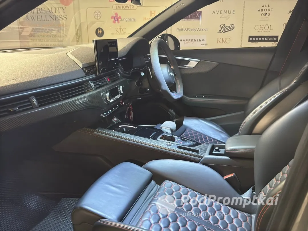 เจ้าของขายเอง  Sale AUDI RS 4 Complitition V6 ปี22  รถออก audi thialand warrants เหลือเต็มๆ ใข้งาน 18000 kilo stage 1 ruining แต่งนิดหน่อย พร้อมหล่อ-internal