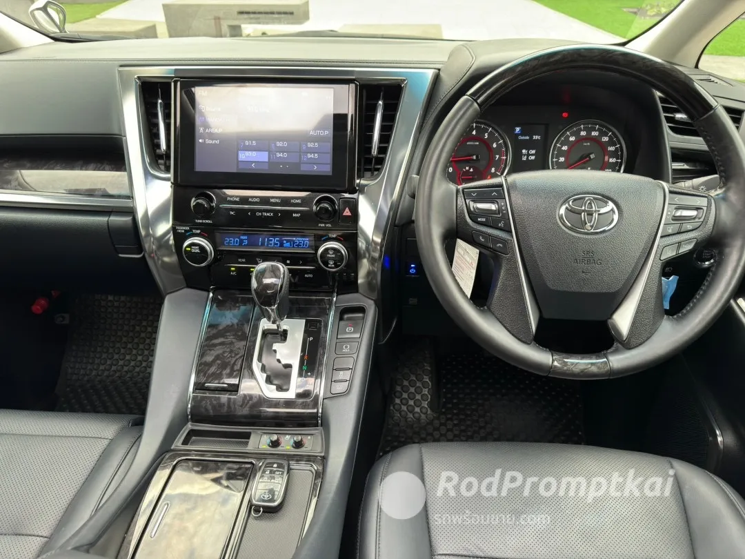 Toyota Alphard 2.5 SC-Package  TOP สุดปี 2021      มีชุดแต่ง MODELLISTA แท้ รอบคัน-internal